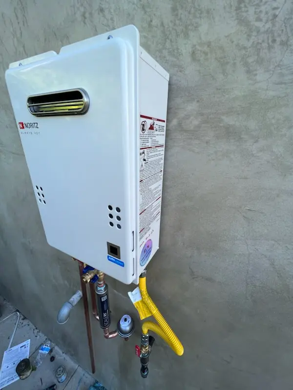 Tankless water heater installation for Nacogdoches homes